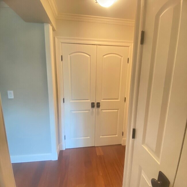 Photo - 145 Pinckney St Unit 306