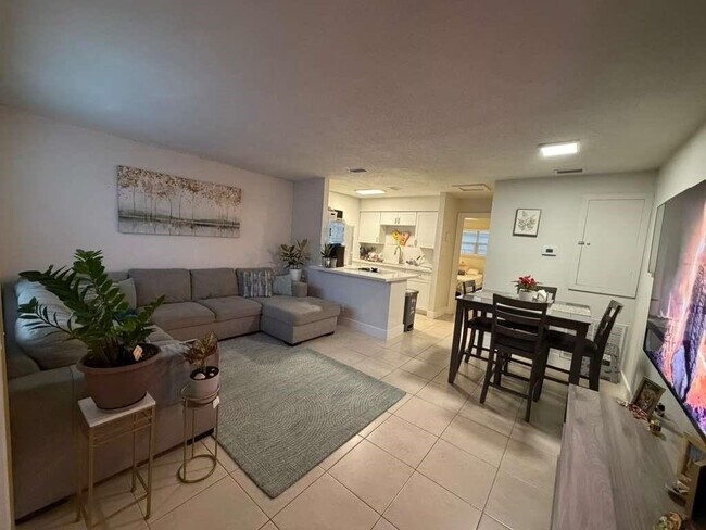 Photo - 1886 41st Ave Unidad 4