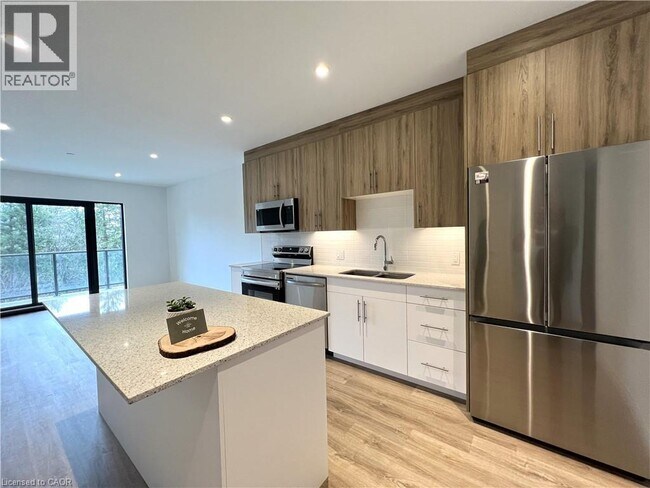 Photo - 525 New Dundee Rd Unité 411