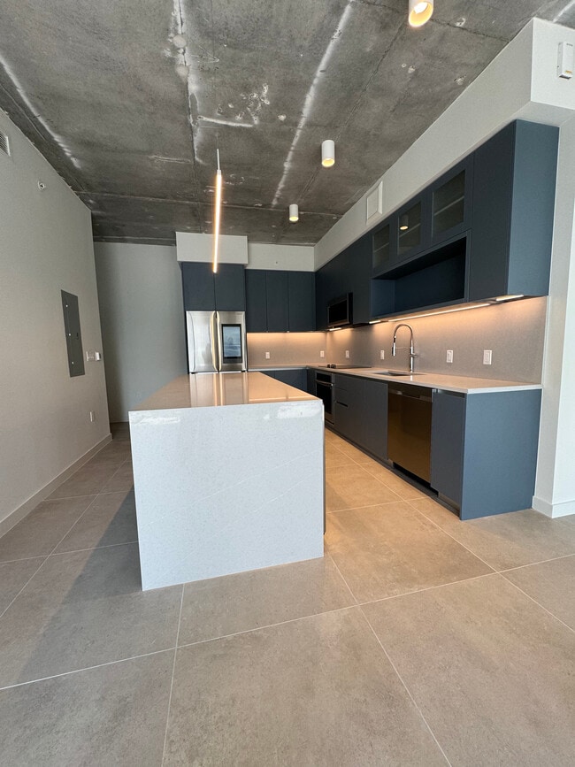 Photo - 23 NW 27th St Unidad S2