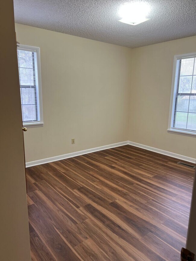 Photo - Great 3 Bedroom 2 Bath