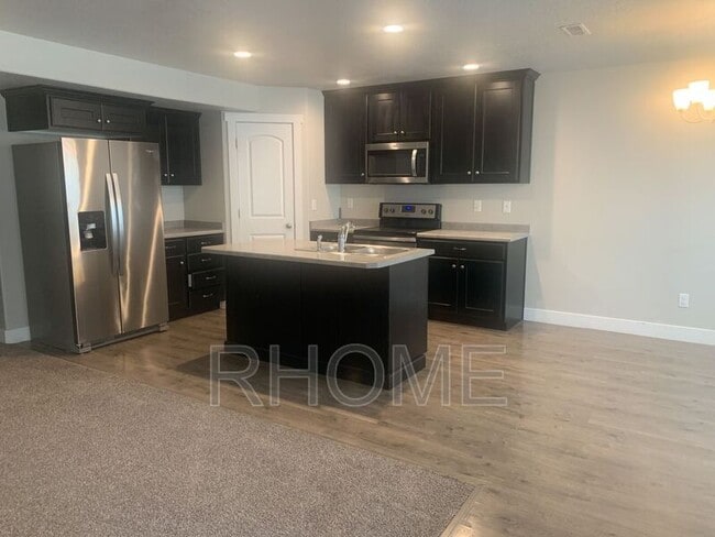 Photo - 981 N Apple Seed Ln