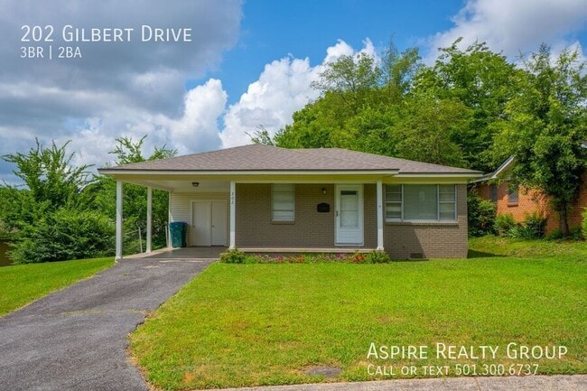 Photo - 202 Gilbert Dr House