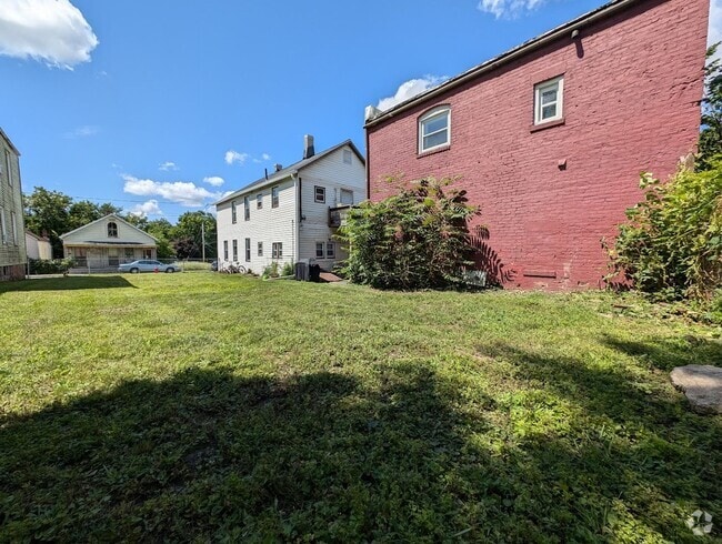 Building Photo - 50 Reservoir St Unit 2 Rental