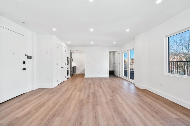 Photo - 28 Spencer Place