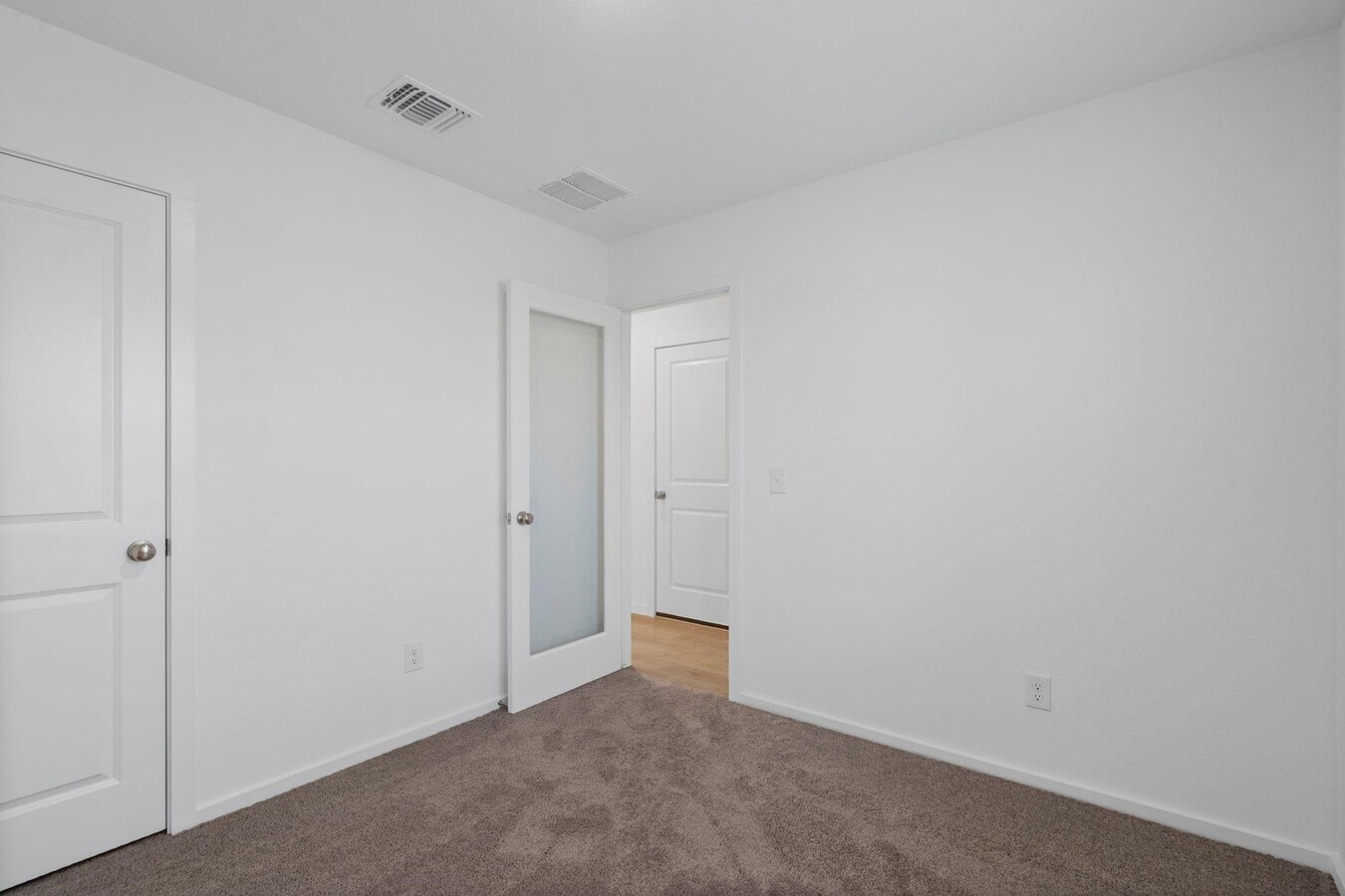 Photo - 30519 Bladnoch Ln