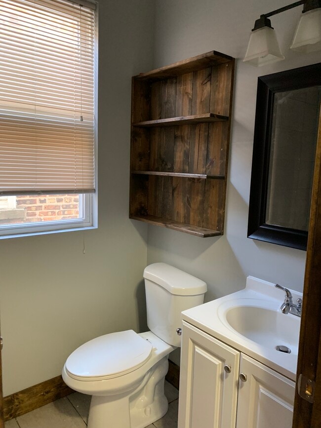 Photo - 7212 S Cornell Ave Unit 2