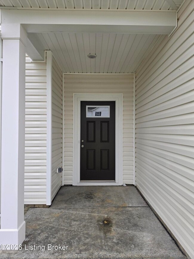 11144 Castlebrook Dr