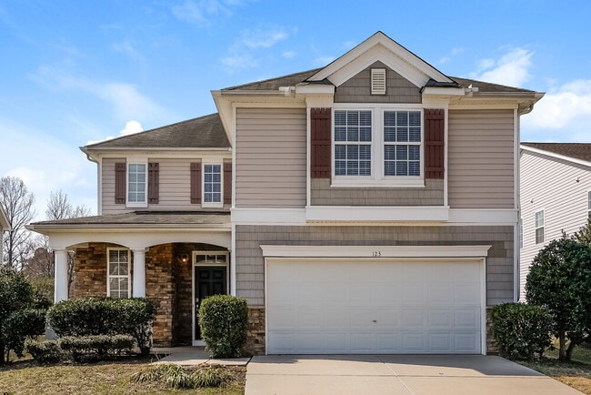 Building Photo - 123 Sleeper Car Ln