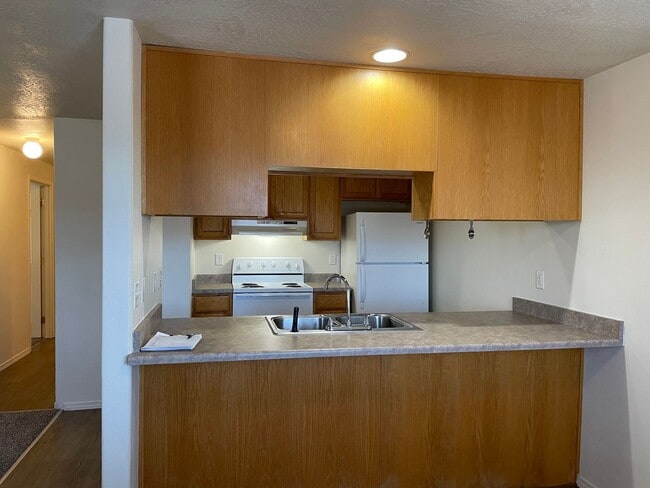 Photo - Very Nice Upstairs 2 Bedroom 2 Bath Apartment