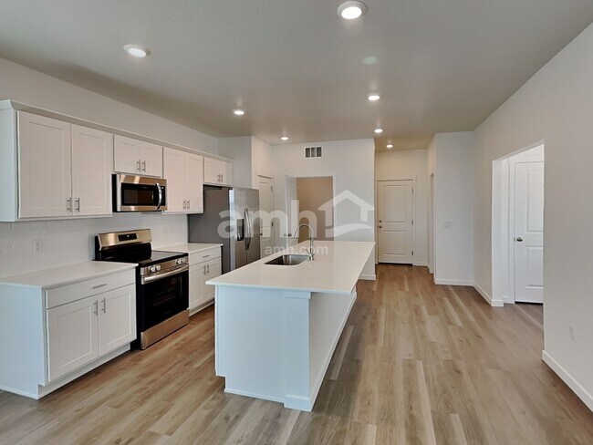 Photo - 26149 E Calhoun Pl