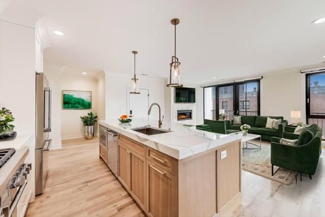 Building Photo - 3 bedroom in Chicago IL 60625 Unit 3S Rental