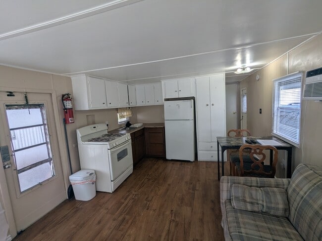 120 Fortner Ave