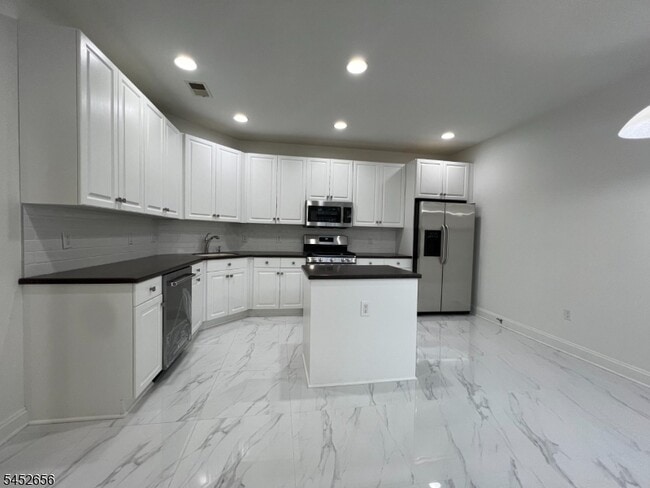 Photo - 311 Kensington Ln