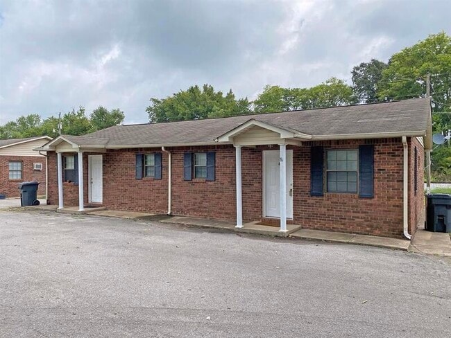 Building Photo - 404 -03 Thompsonville Lane Rental