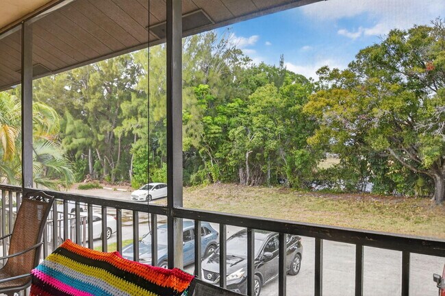 Photo - 4191 S 57th Ave Unidad G