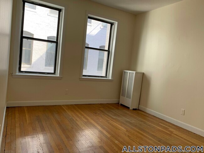 Photo - 1137 Commonwealth Ave