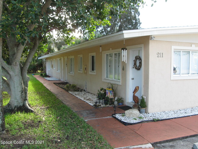 Photo - 211 Pierce Ave Unidad B Rental