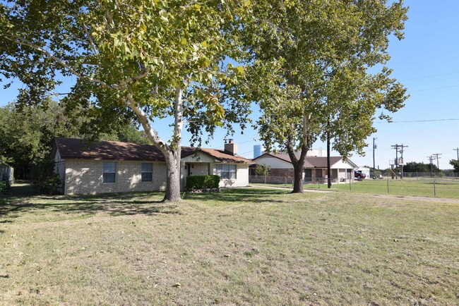 Photo - 2554 Chaparral Rd