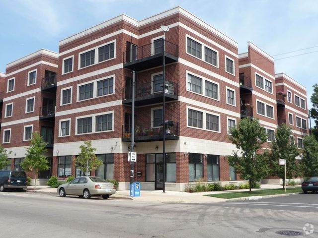 Building Photo - 3705 N Kedzie Ave Rental