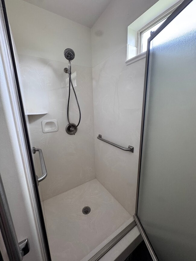 Photo - 357 S 2200 W