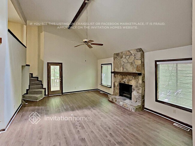 Photo - 1050 Rockcrest Dr