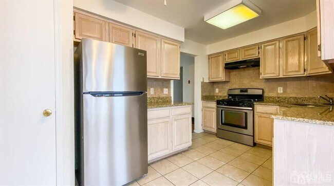 Photo - 701 Jesse Way