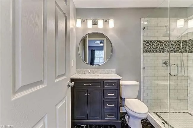 Photo - 3804 Wayfarer Dr