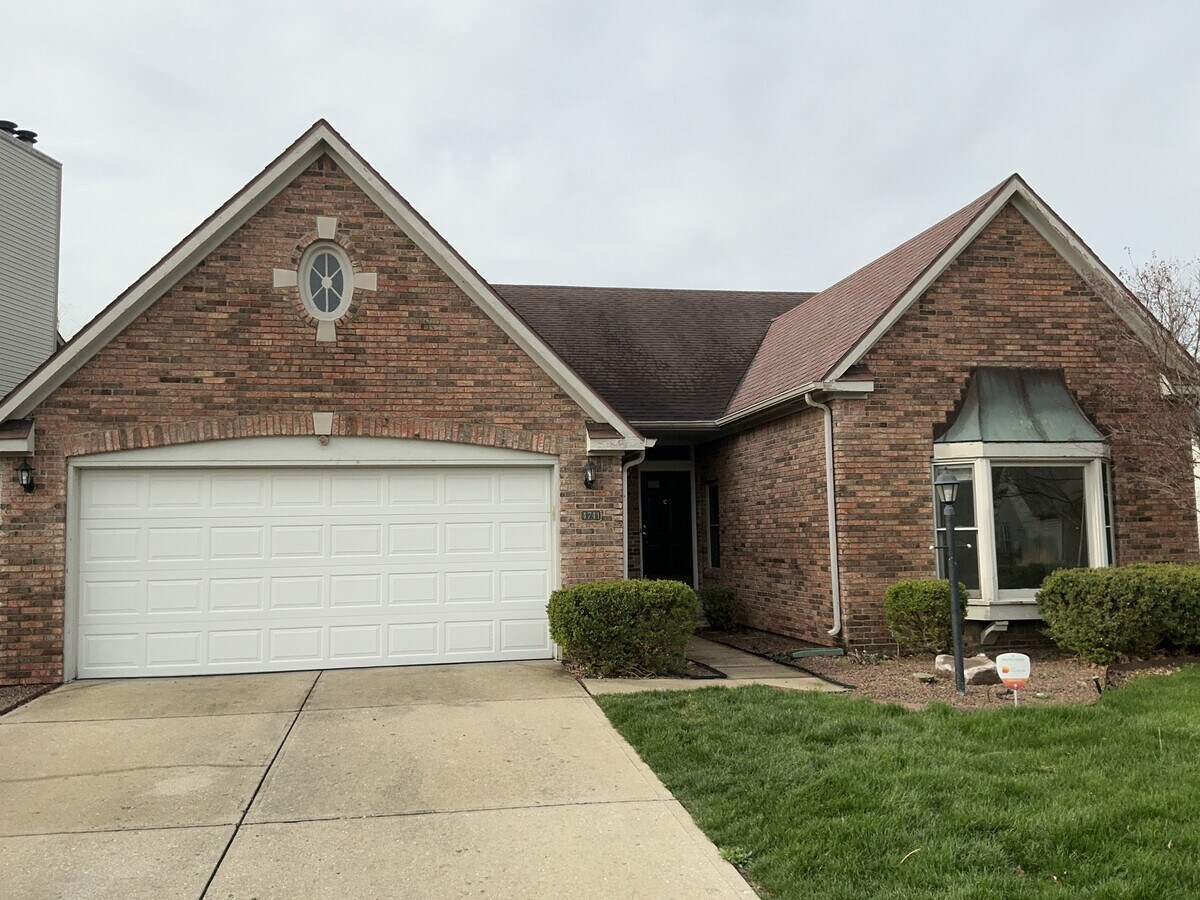 Photo - 4741 Common View Cir