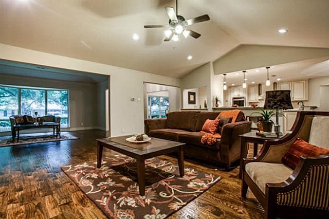 Photo - 6951 Stefani Dr