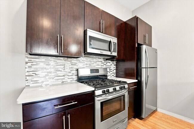 655 59 N 16th Street Unit 1