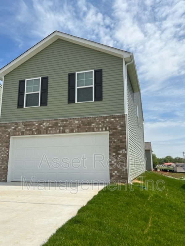 Photo - 228 Belle court