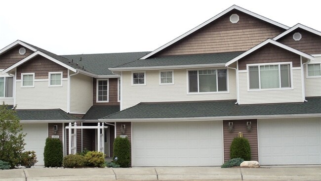 Building Photo - 1407 NE 166th Ct