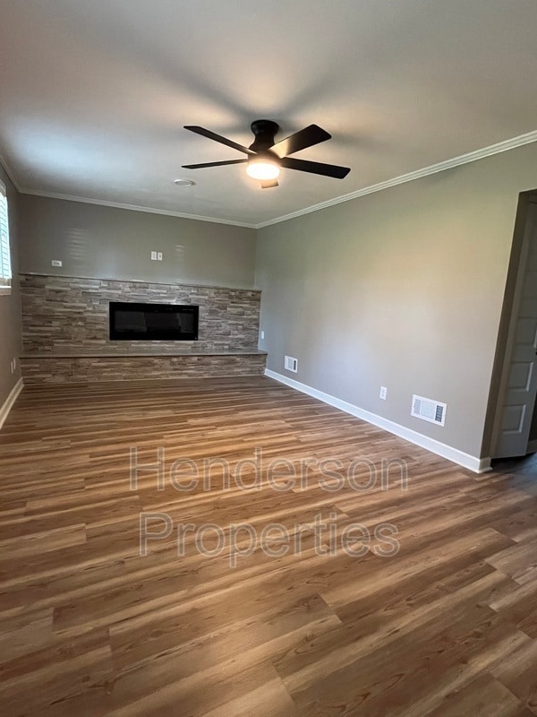 Photo - 5906 Colchester Pl