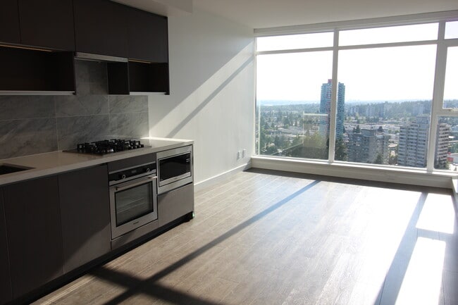Photo - 3006-6538 Nelson Avenue Unit 3006