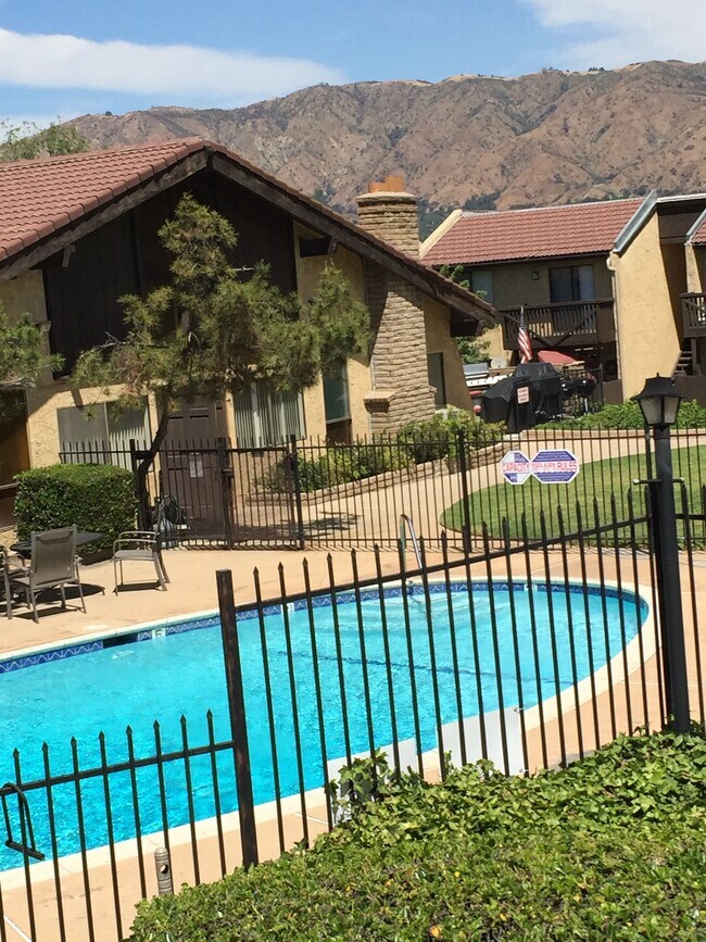 Photo - Glendora Hacienda Apartments