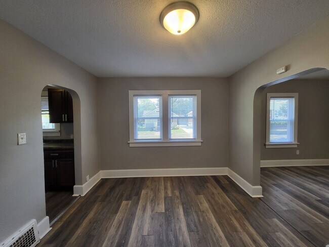 Photo - 2 Bedroom, 1 Bathroom home!