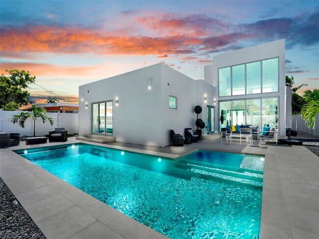 Building Photo - 7525 Buccaneer Ave