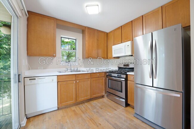 21 N Park Blvd Unit H