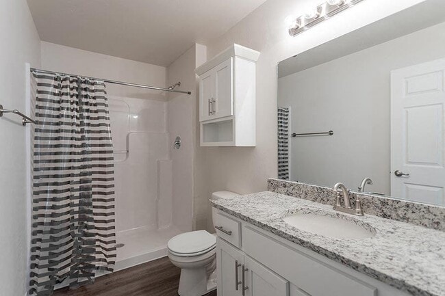 CORNERSTONE COURT APARTMENT HOMES