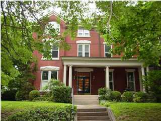 Building Photo - Beautiful 2 bedroom 3 bath condo in the Cherokee Triangle/ Highlands area- ready mid May Unit B