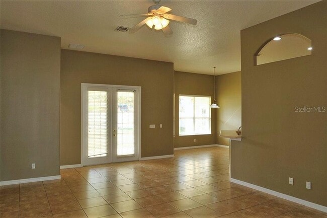 Photo - 4906 E Lake Cove Blvd