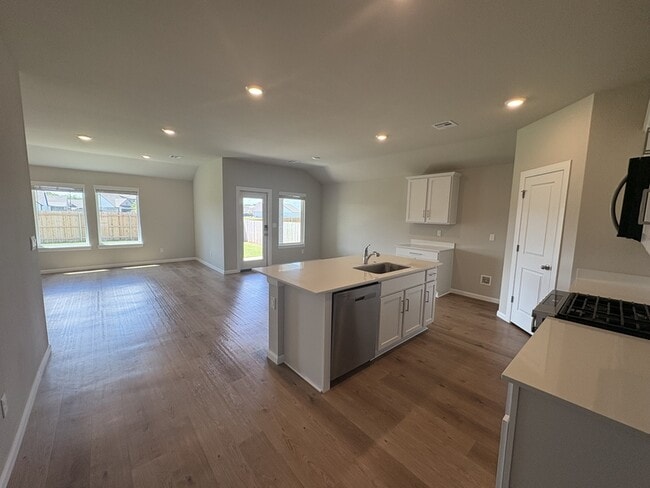 Photo - 15910 East 75th St N