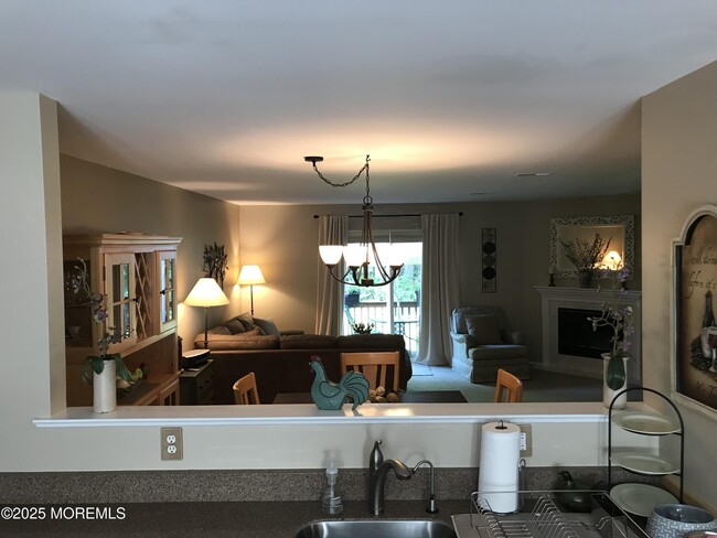 Photo - 101 Lexington Ct