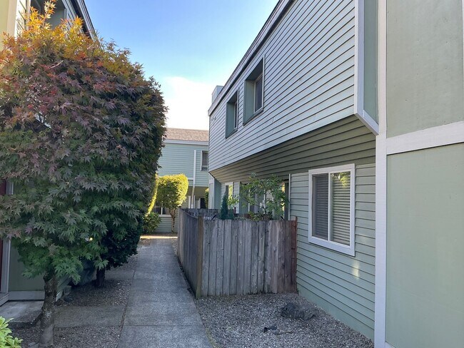 Photo - PERFECT COZY NEST