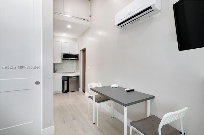 Photo - 2368 SW 21st St Unit Side