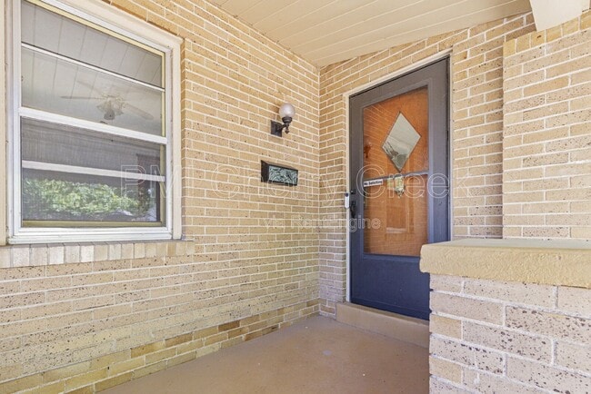 Photo - 4360 Winona Ct