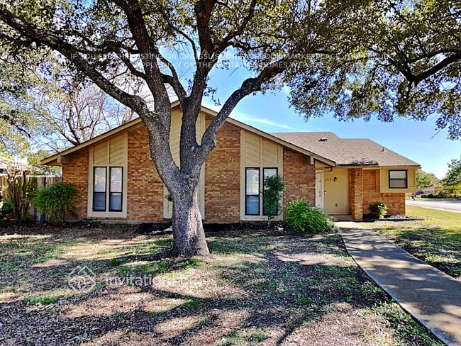 Photo - 2022 Spindletop Dr