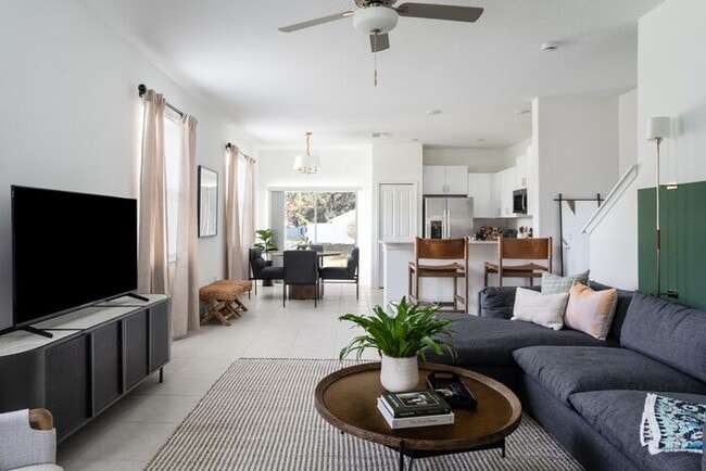 Photo - 37733 Leafside Ln