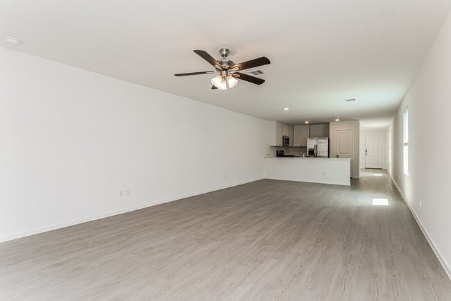Photo - 1717 Lofty Cedar Ct